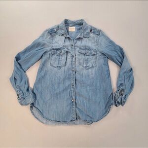 American Eagle Womens Shirt Blue Denim Boyfriend Fit Button Down Long Sleeve M